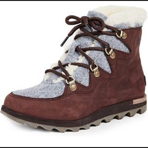 Sorel Sneakchic Alpine Boots Women’s 10